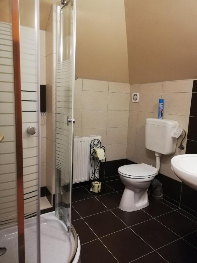Voelgy Apartman Eger Zewnętrze zdjęcie