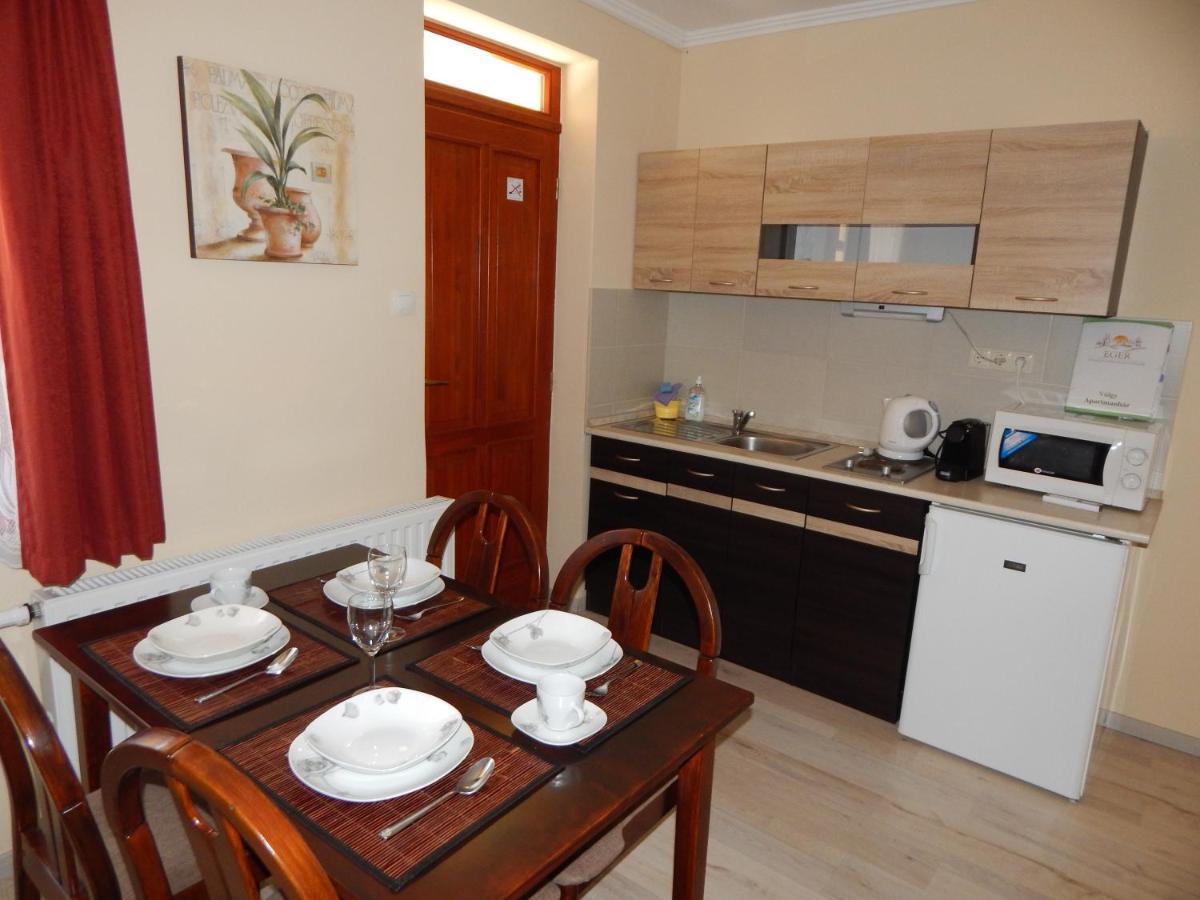 Voelgy Apartman Eger Zewnętrze zdjęcie